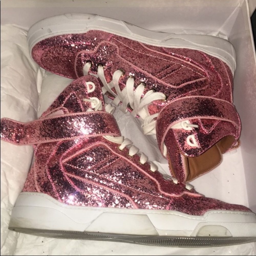 Givenchy sneakers women’s size 7.5